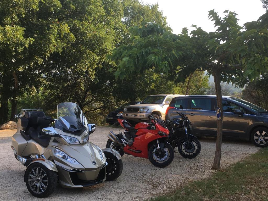 Hosté ubytování Gîtes Le Mas du Vieux Chêne