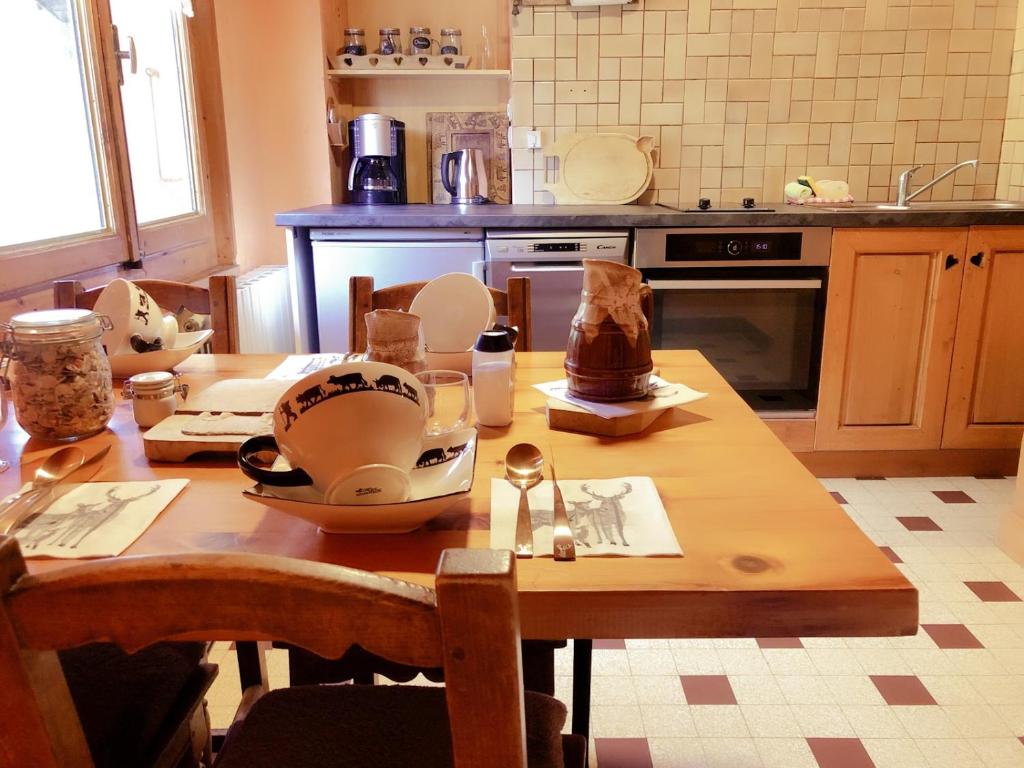 Küche/Küchenzeile in der Unterkunft Chalet Génépi