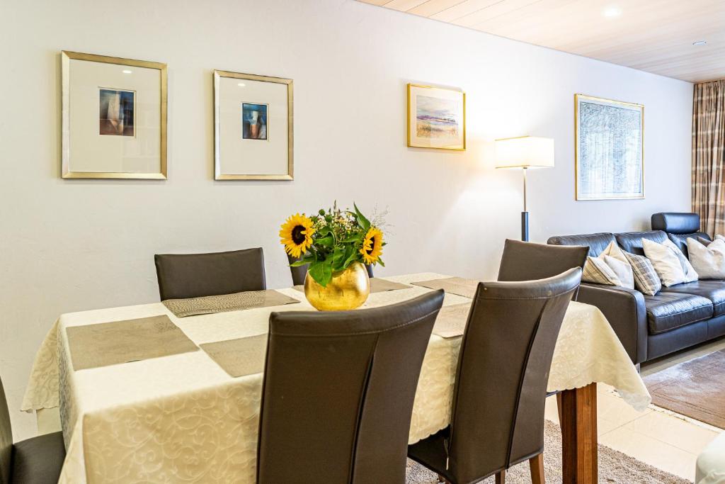 Posezení v ubytování Laax Rancho Family Apartment