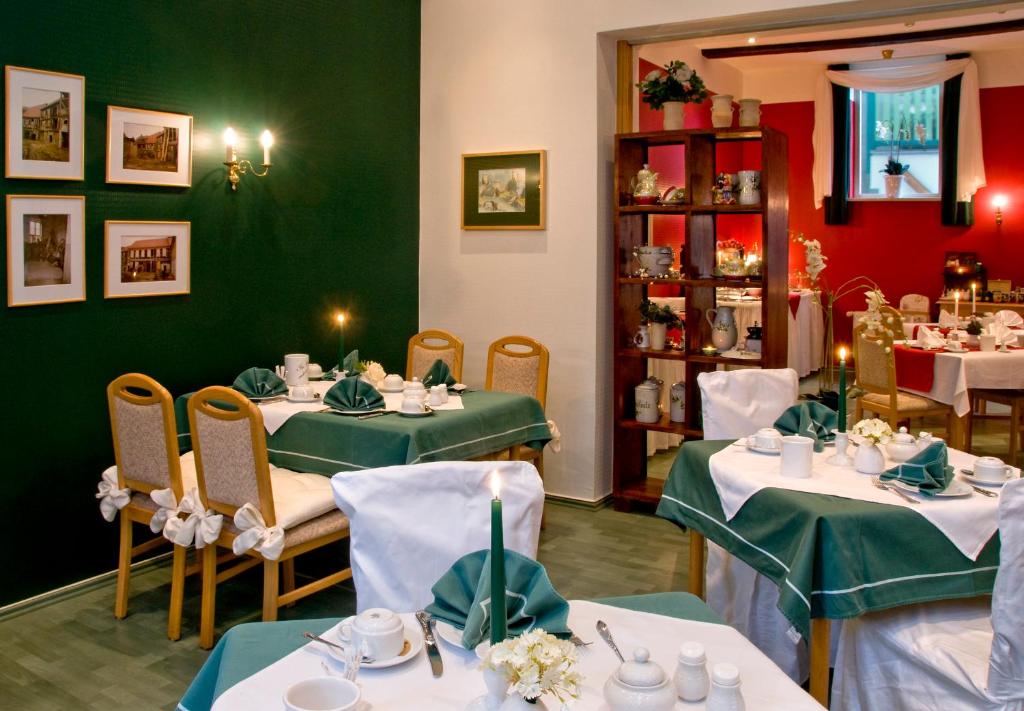 Restaurace v ubytování Hotel Am Grudenberg