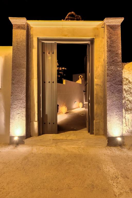 Imagen de la galería de Pasithea Suites, en Megalokori