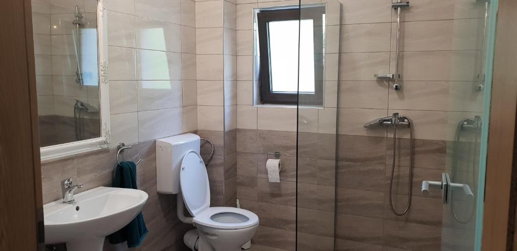 Casa Davideea - Casa De Ocho Habitaciones