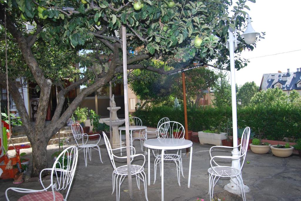 Zahrada ubytování Hotel A Nieu