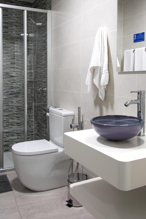 Pensión Laurel Self Check-in - 2