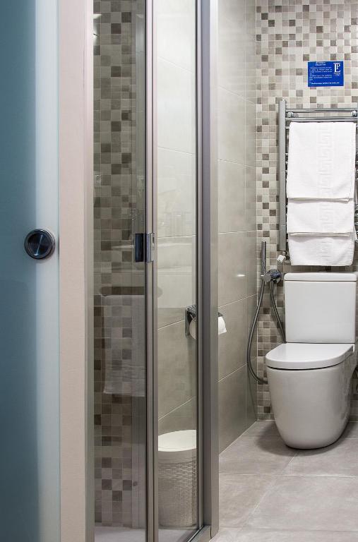 Pensión Laurel Self Check-in - 15