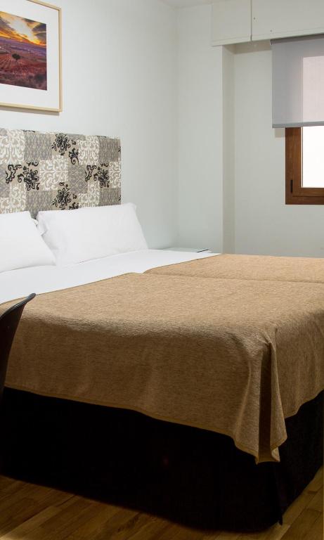 Pensión Laurel Self Check-in - 9