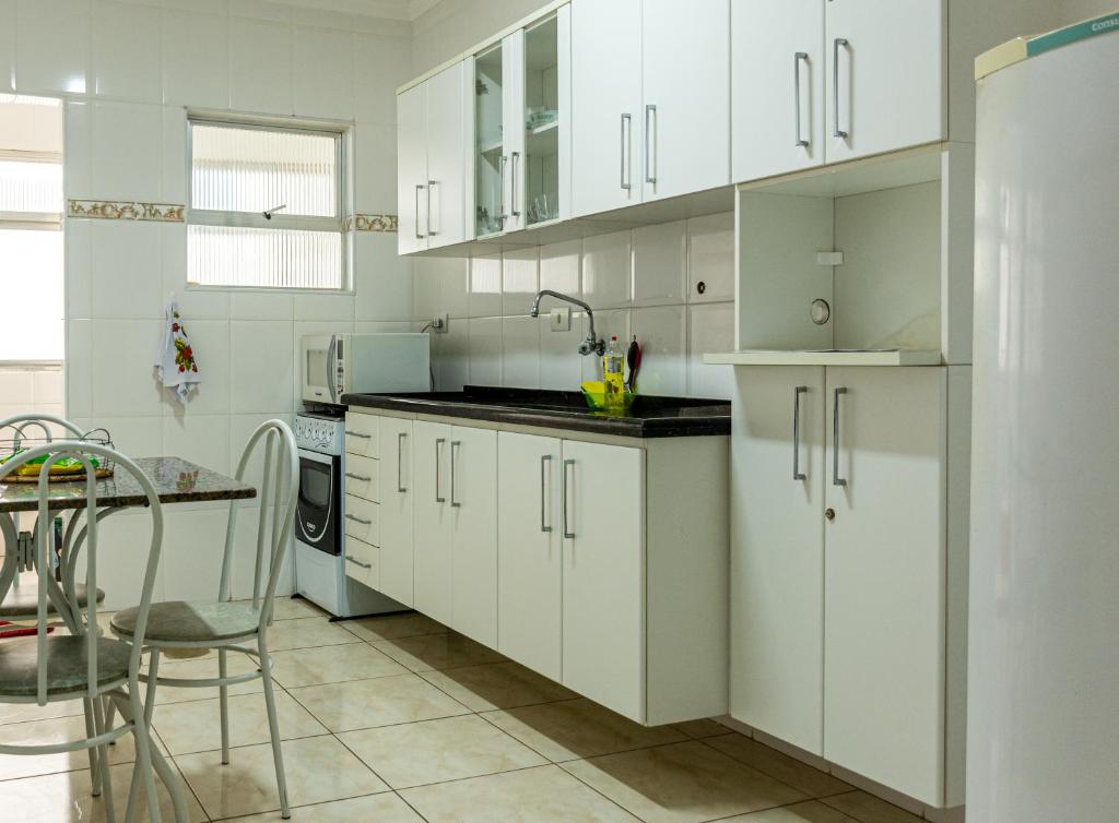  AP 50m DA PRAIA - SEM FOGÃO A GÁS!