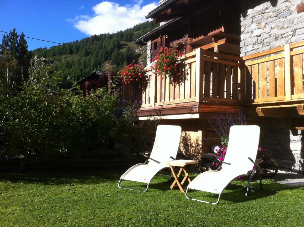 Les Trompeurs chez Odette - Drievoudige Kamer Met Terras