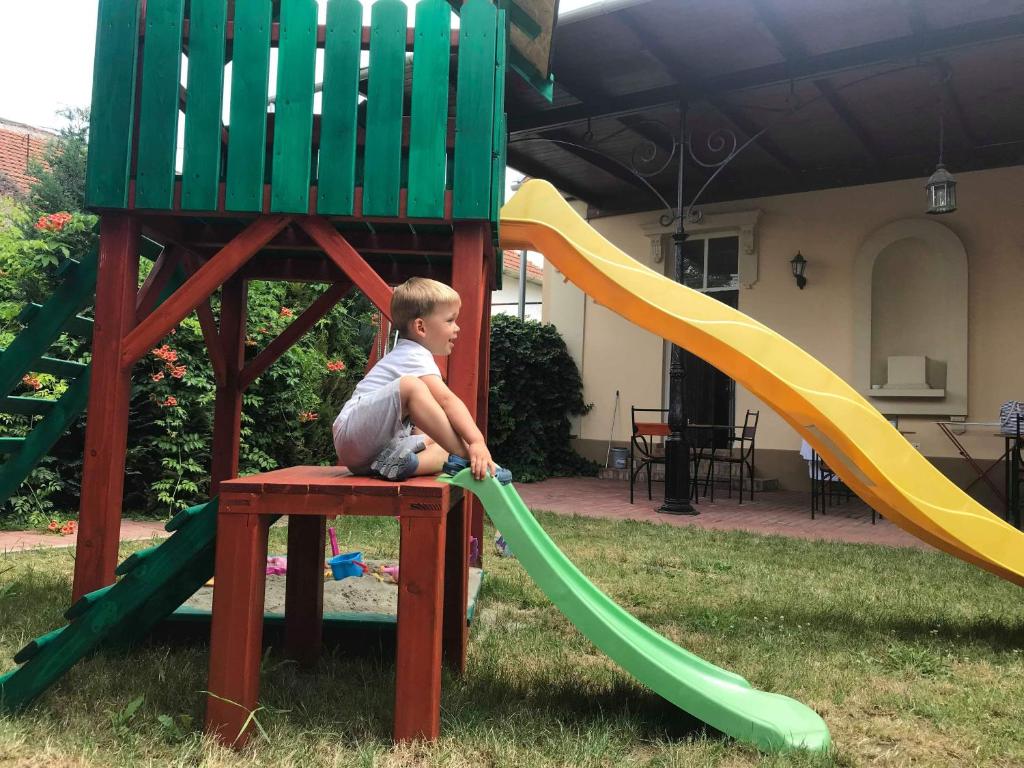 Detský kútik v ubytovaní Gyulai Meseház Apartman