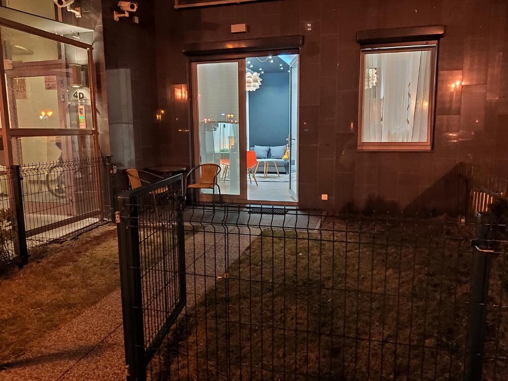 Budova, v ktorej sa apartmán nachádza