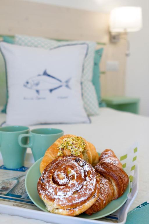 AQUAMARINE Relaxing Capri Suites - 4