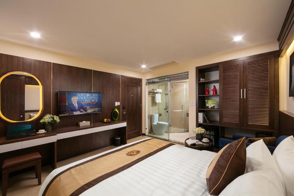 TV a/nebo společenská místnost v ubytování Marina Hotel Ha Noi