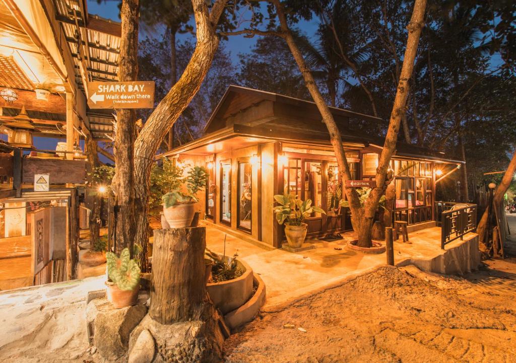 Zahrada ubytování Taatoh Seaview Resort - SHA Plus