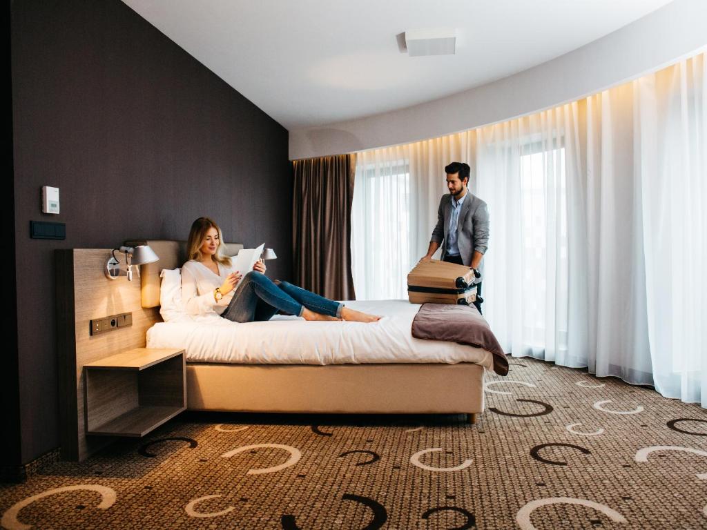 Q Hotel Plus Kraków - Resim 19