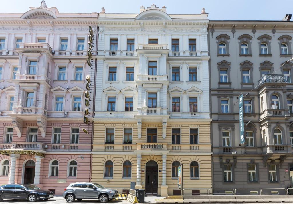 Zdjęcie z galerii obiektu Garden apartment in the center - Leg12 w Pradze