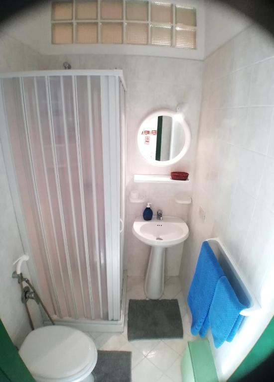 Kúpeľňa v ubytovaní Casa Flavin Favignana