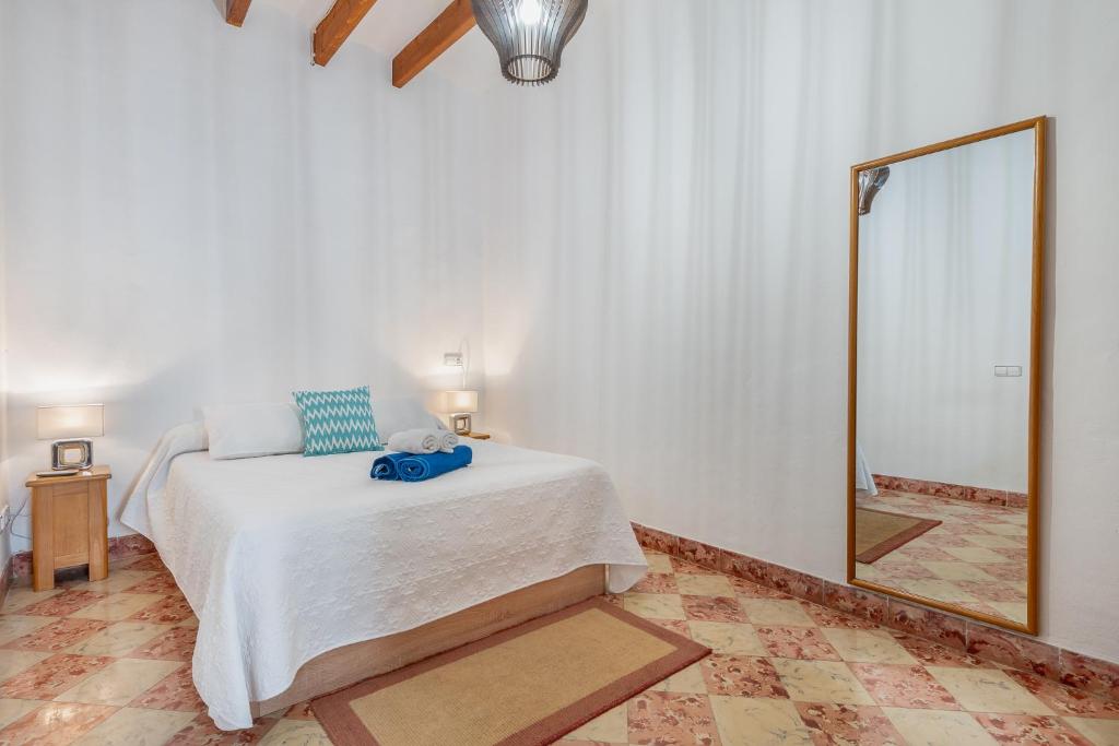 Postel nebo postele na pokoji v ubytování Holiday Home S'Arraval