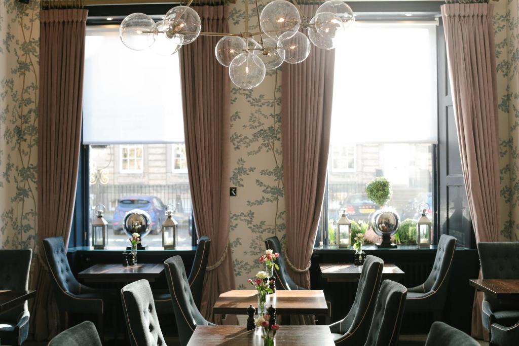 Nira Caledonia - Resim 27