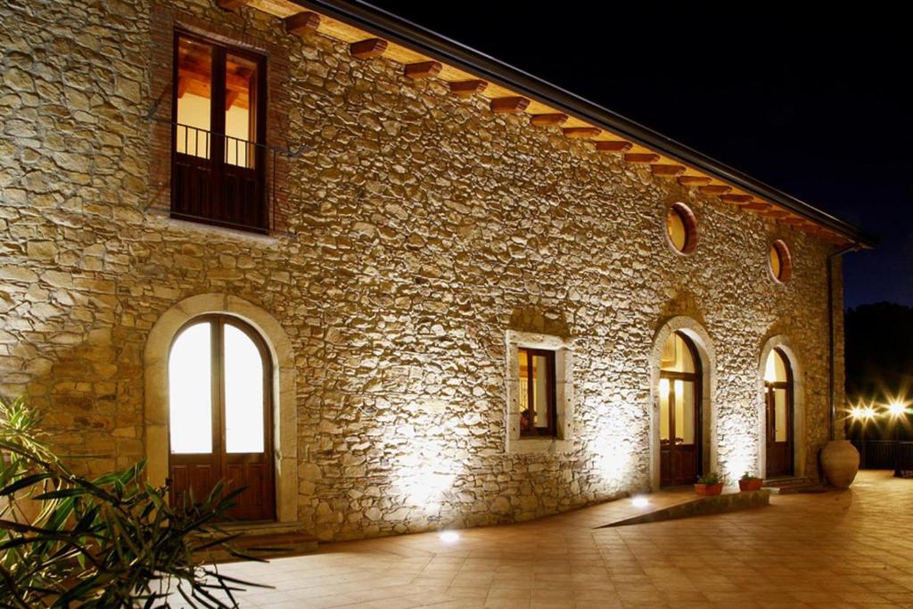 The building in which the country house is located