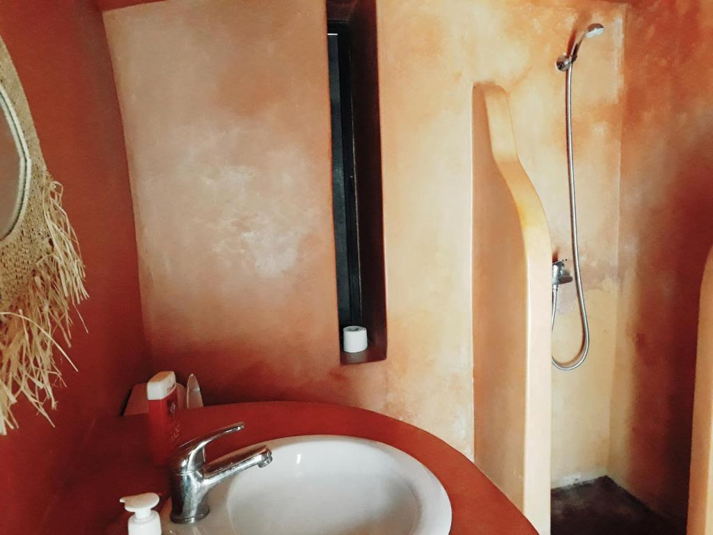Koupelna v ubytování la fromagerie essaouira