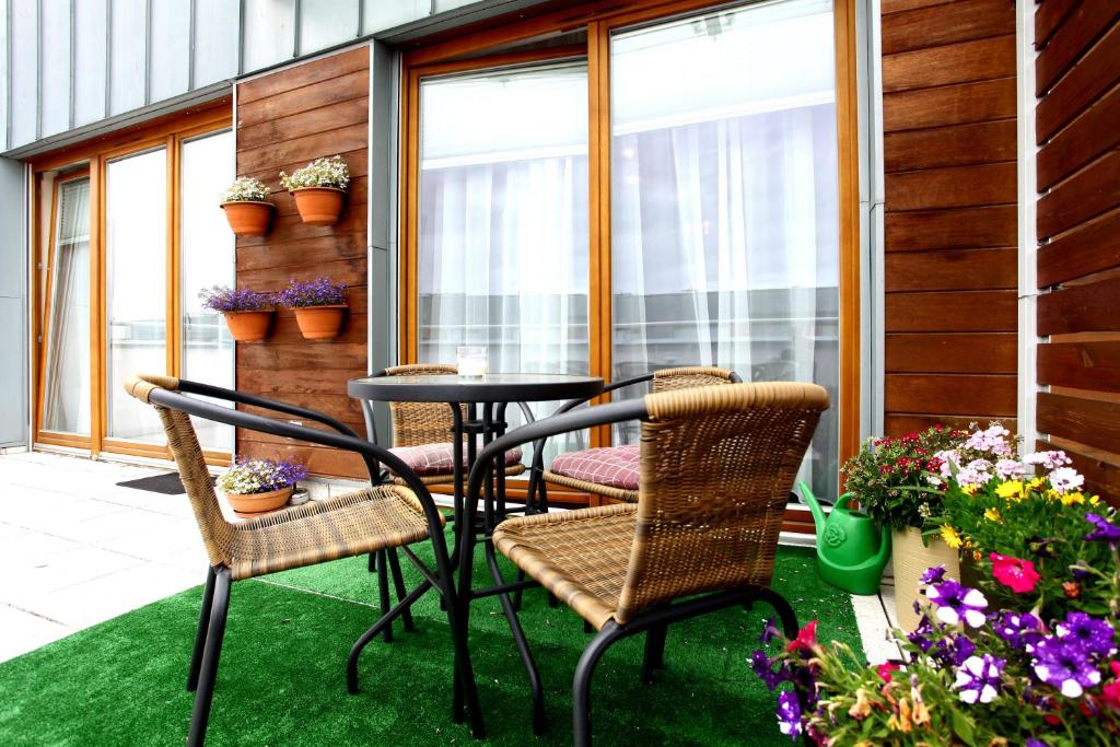 Balkon lub taras w obiekcie Apartamenty Platan - visitopl