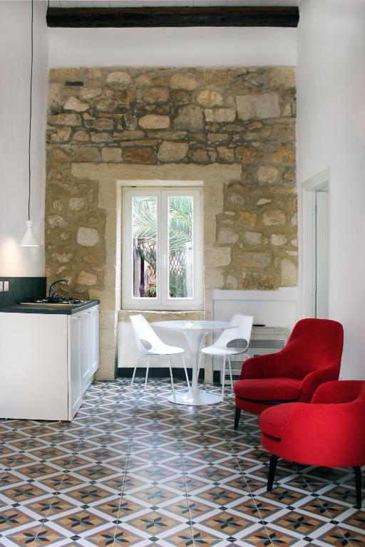 Isabella di Castiglia Apartments - Standard Apartment