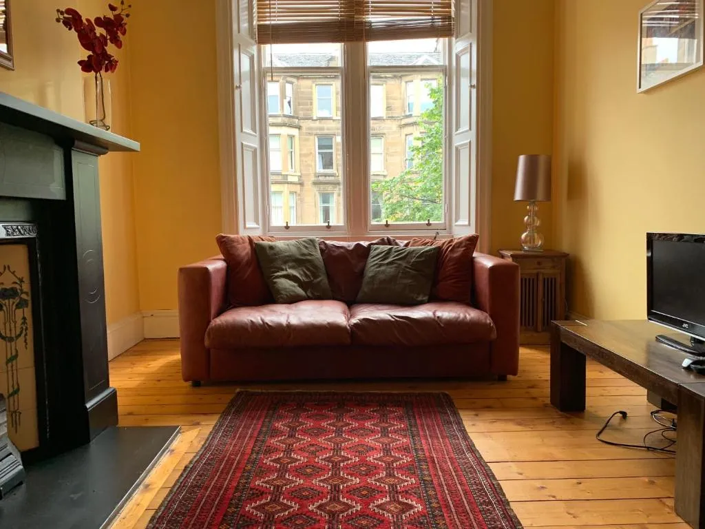 Elegant flat in Edinburgh's leafy East Village, Edinburgh, United Kingdom