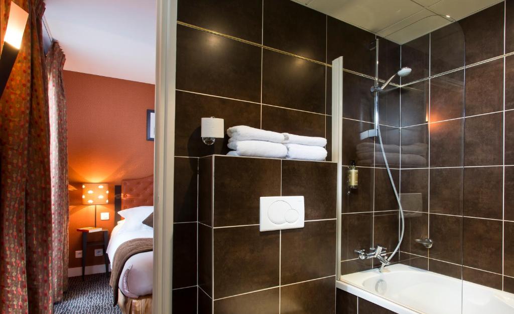 Hôtel Du Prince Eugène - Resim 8