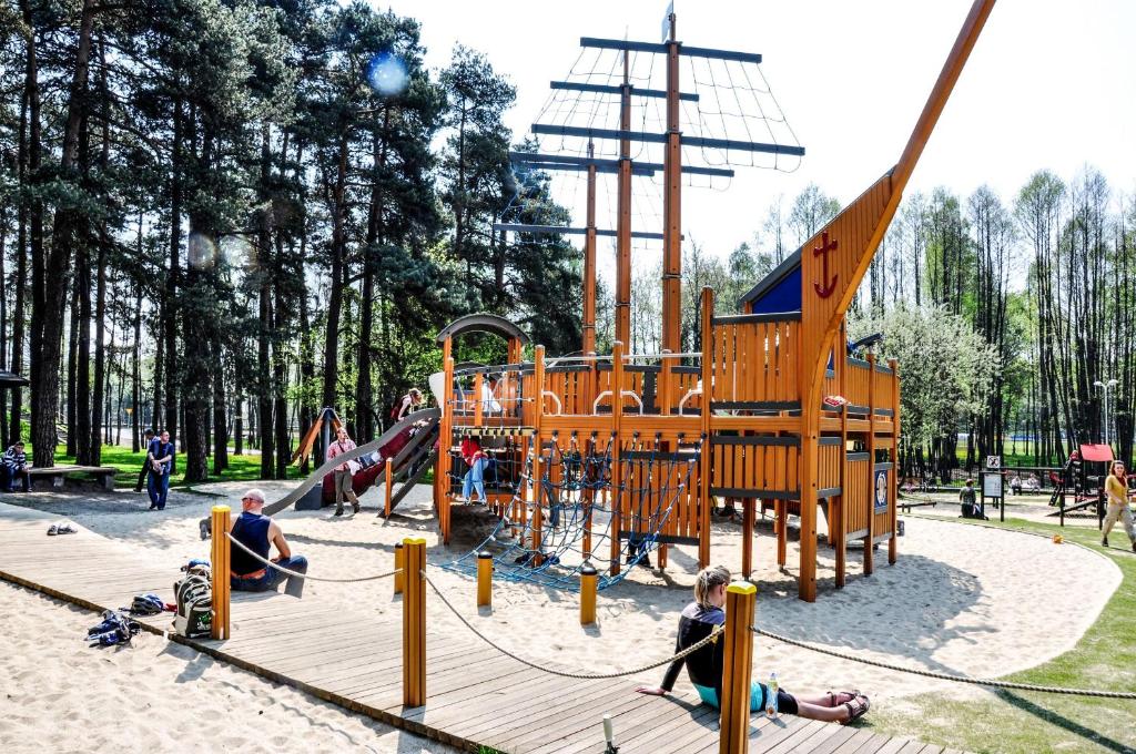 Herní místnost nebo prostor pro děti v ubytování Piramida Park Hotel & Wellness
