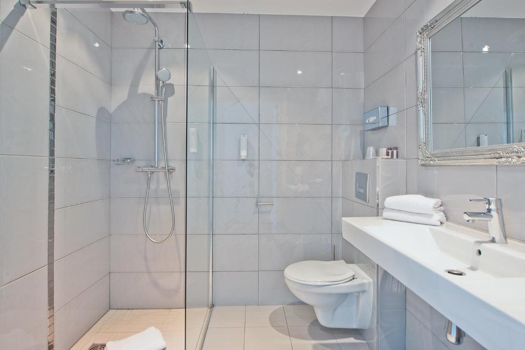Koupelna v ubytování Hotel La Villa Nice Victor Hugo
