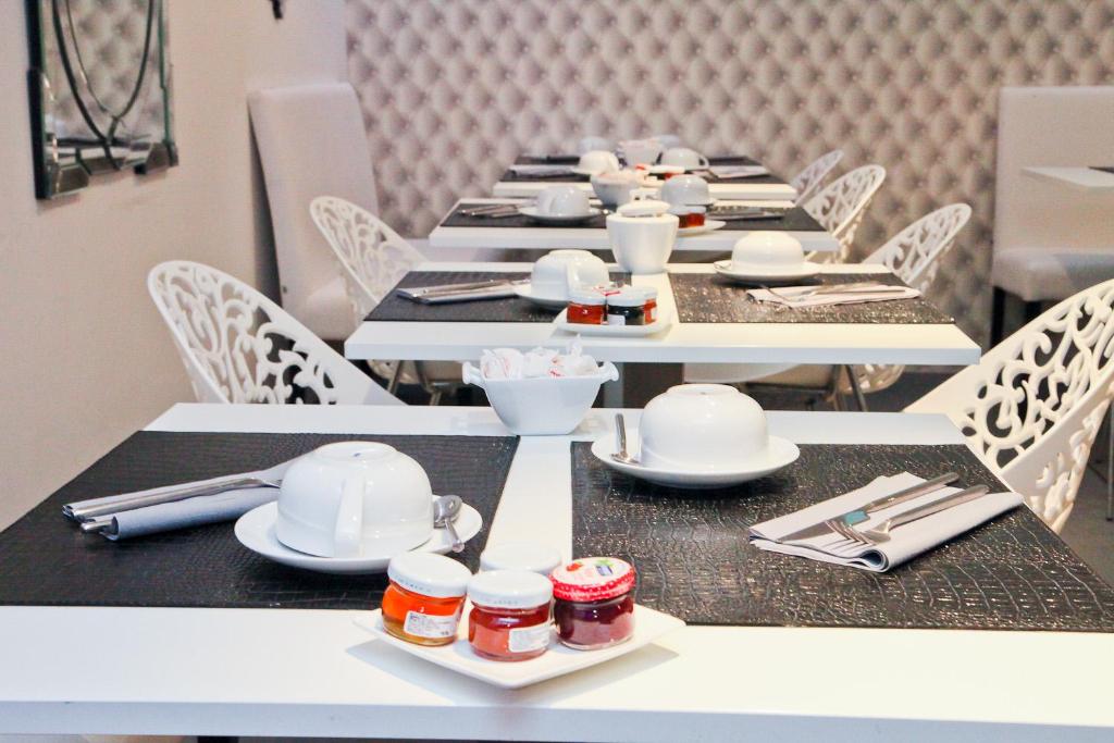 Hotel La Villa Nice Victor Hugo - Resim 16