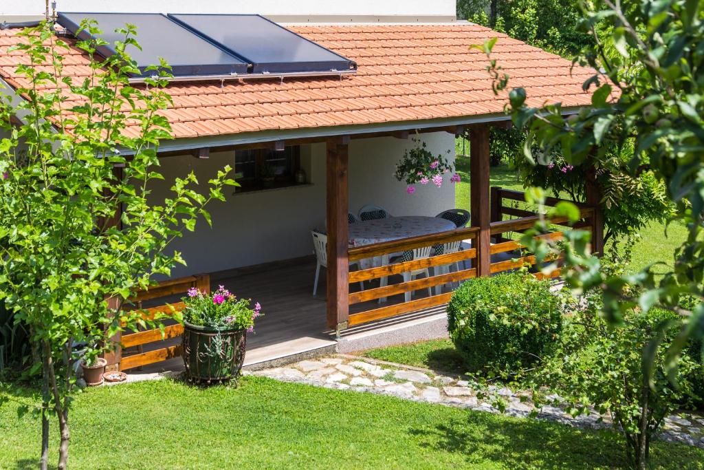 Zahrada ubytování Breza Guesthouse
