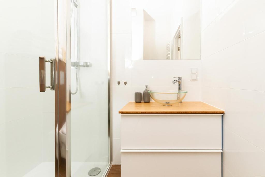 Kúpeľňa v ubytovaní Apartments Zajezdnia Wrzeszcz Gdańsk Grudziądzka by Noclegi Renters