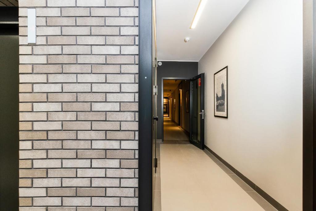 Fotografia z galérie ubytovania Apartments Zajezdnia Wrzeszcz Gdańsk Grudziądzka by Noclegi Renters v destinácii Gdansk