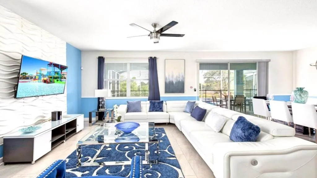Champions Gate 8 Bedrooms Luxury Villa with Private Pool- 8819IC, Davenport, Statele Unite ale Americii
