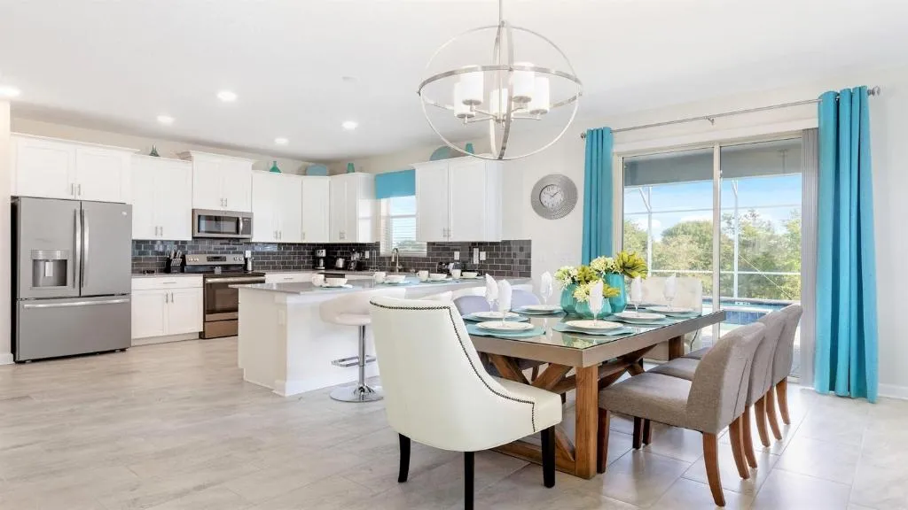 Luxury Brand New Vacation Home with Private Pool- 1617MC, Davenport, Statele Unite ale Americii