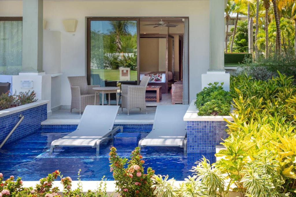 Zahrada ubytování Catalonia Royal Bavaro - All Inclusive - Adults Only