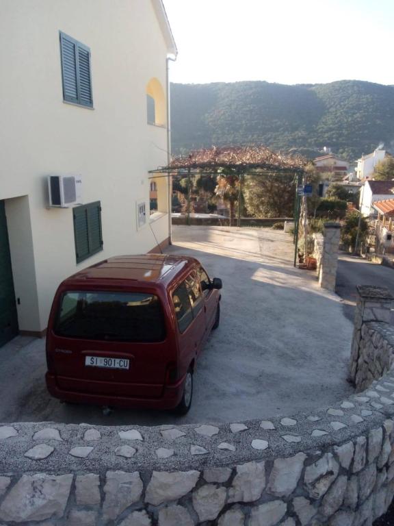 Nespecifikovaný výhled na hory nebo výhled na hory při pohledu z apartmánu