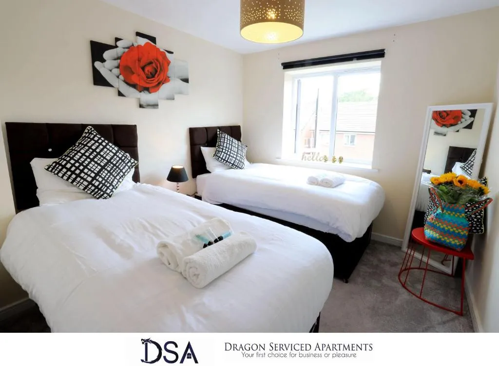 Birmingham Stunning Beauty 3 beds3 baths Homebase for NECAirport, Birmingham, United Kingdom