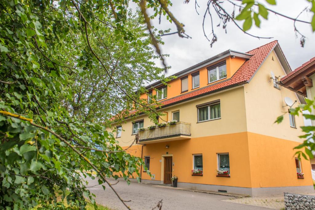 Budova, kde se bed and breakfast nachází