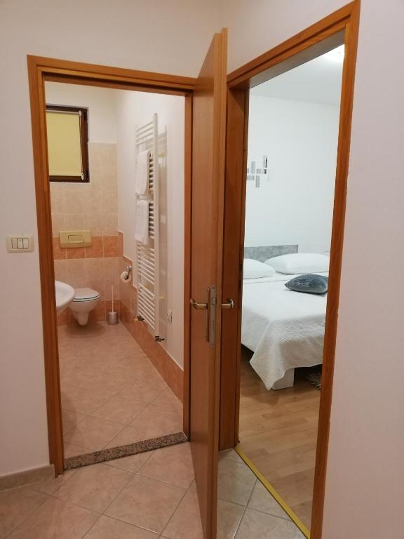 Koupelna v ubytování Apartman Doli