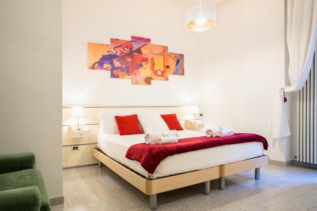 8- Tourist House Bologna - Light House - Self check-in - One-Bedroom Apartment