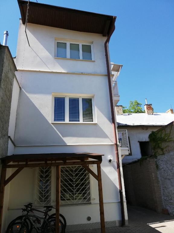 Budova, kde se penzion nachází