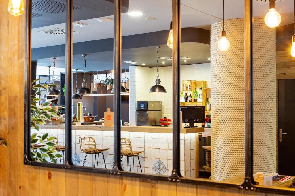Bebidas en Ibis Oviedo
