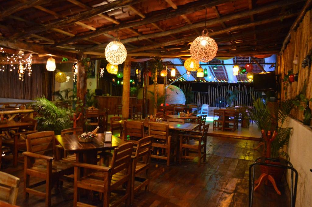 Un restaurante u otro lugar para comer en Casa San Juan
