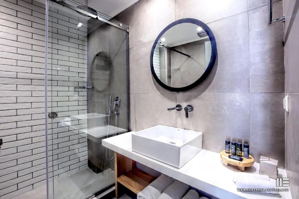 Koupelna v ubytování Senso Suites