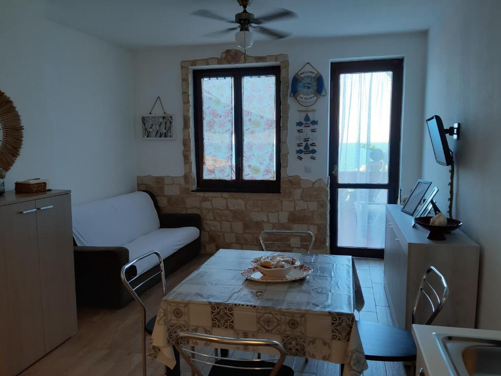 Posezení v ubytování SeeonSea Apartment