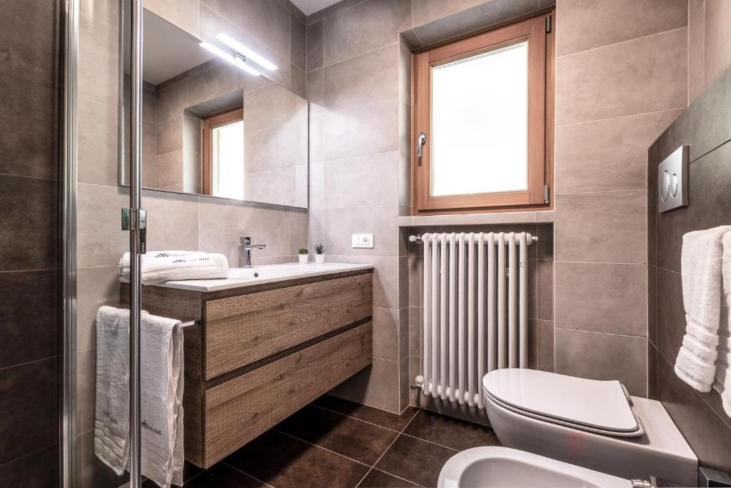 Kúpeľňa v ubytovaní Ciasa MAEL Dolomites Apartments
