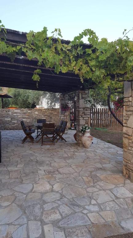 Fotografie z fotogalerie ubytování Villa Glaykos v destinaci Thymonia Beach