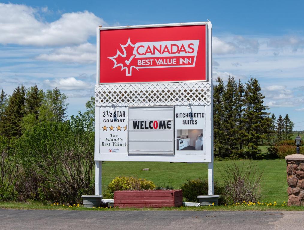薩默塞德的住宿－Canadas Best Value Inn & Suites Summerside，最适值n符号的标志